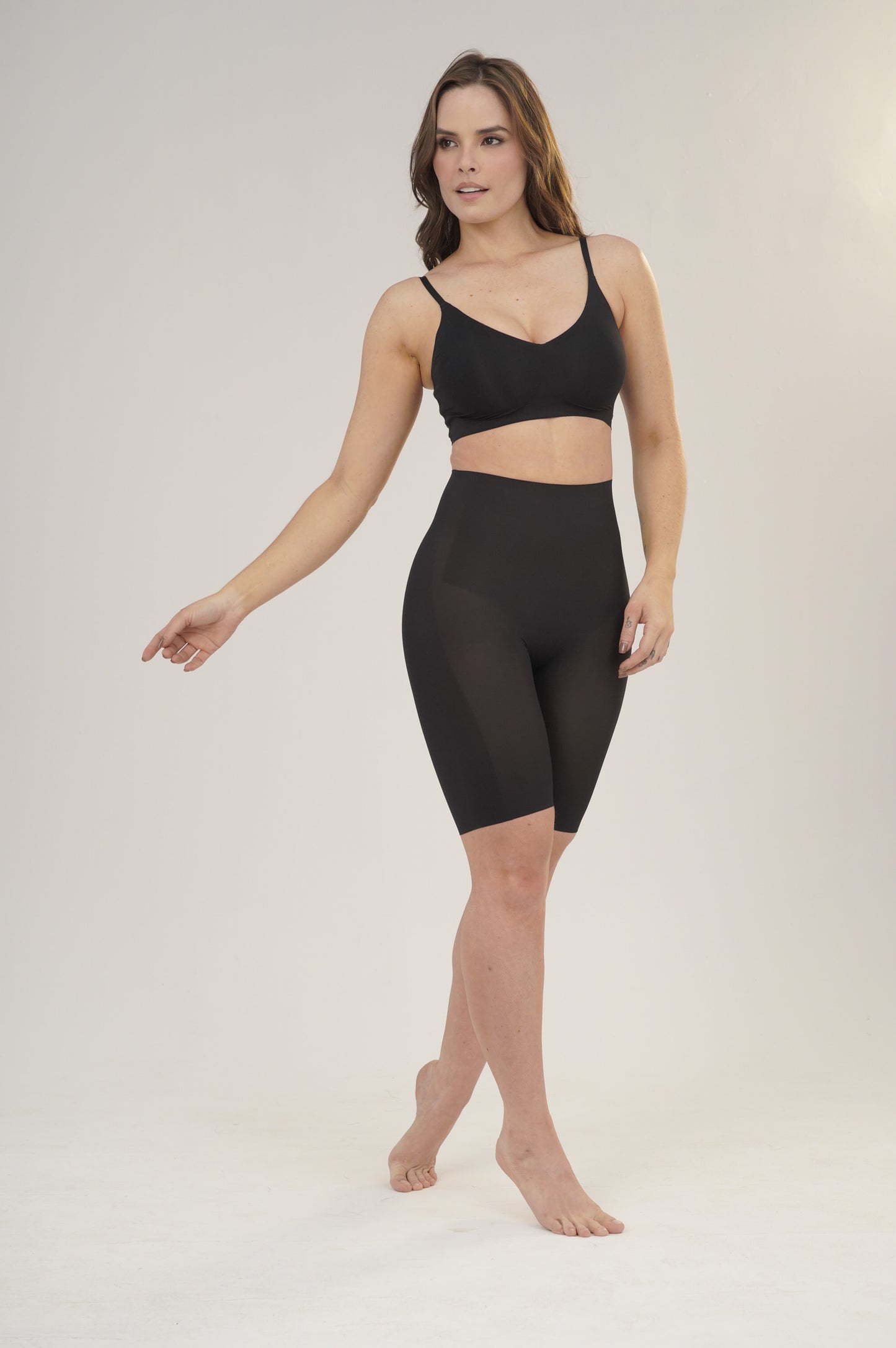 MID RISE SHORT