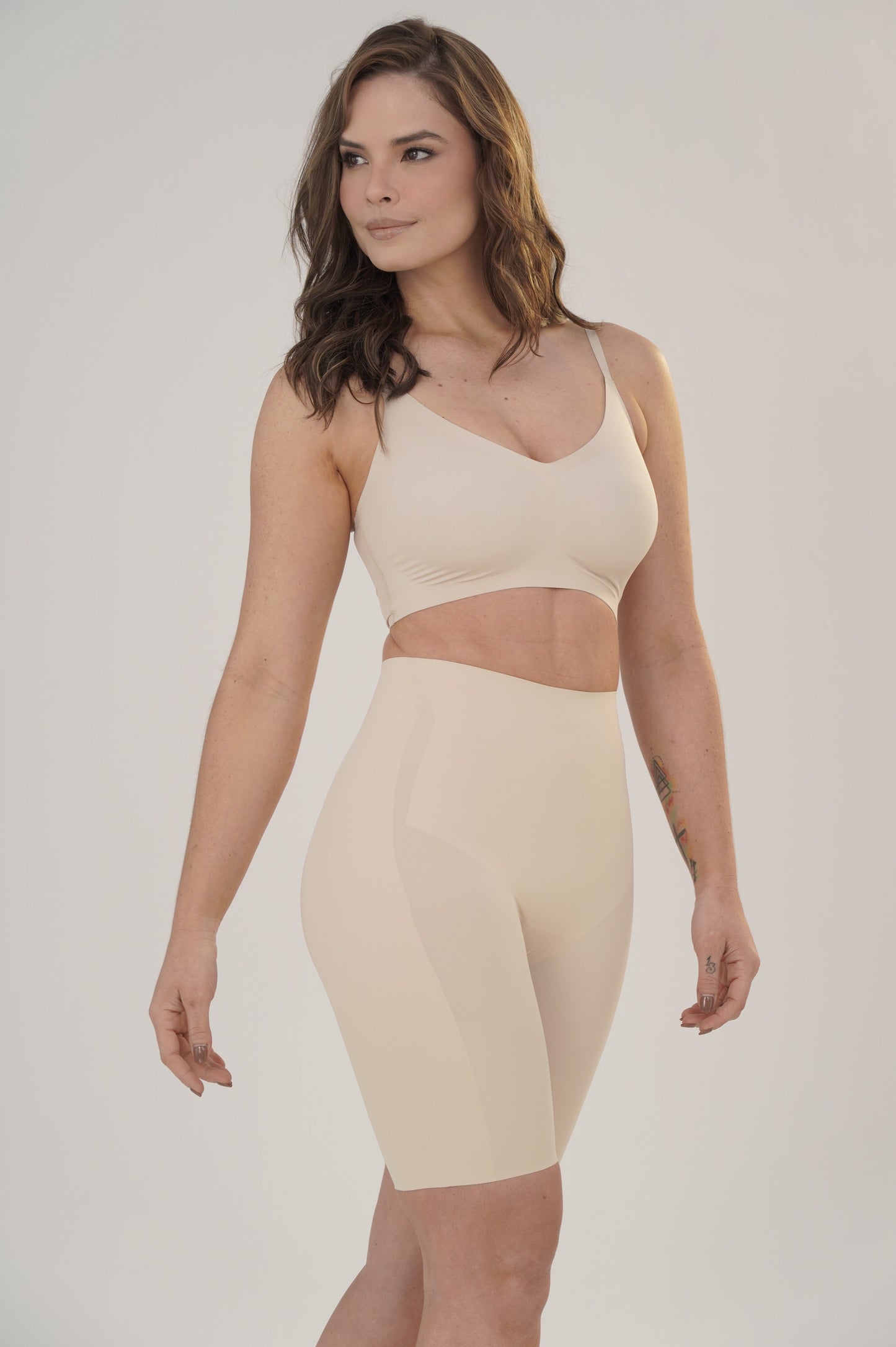 MID RISE SHORT