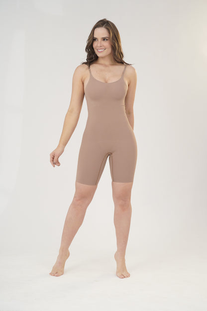 BODY SHORT